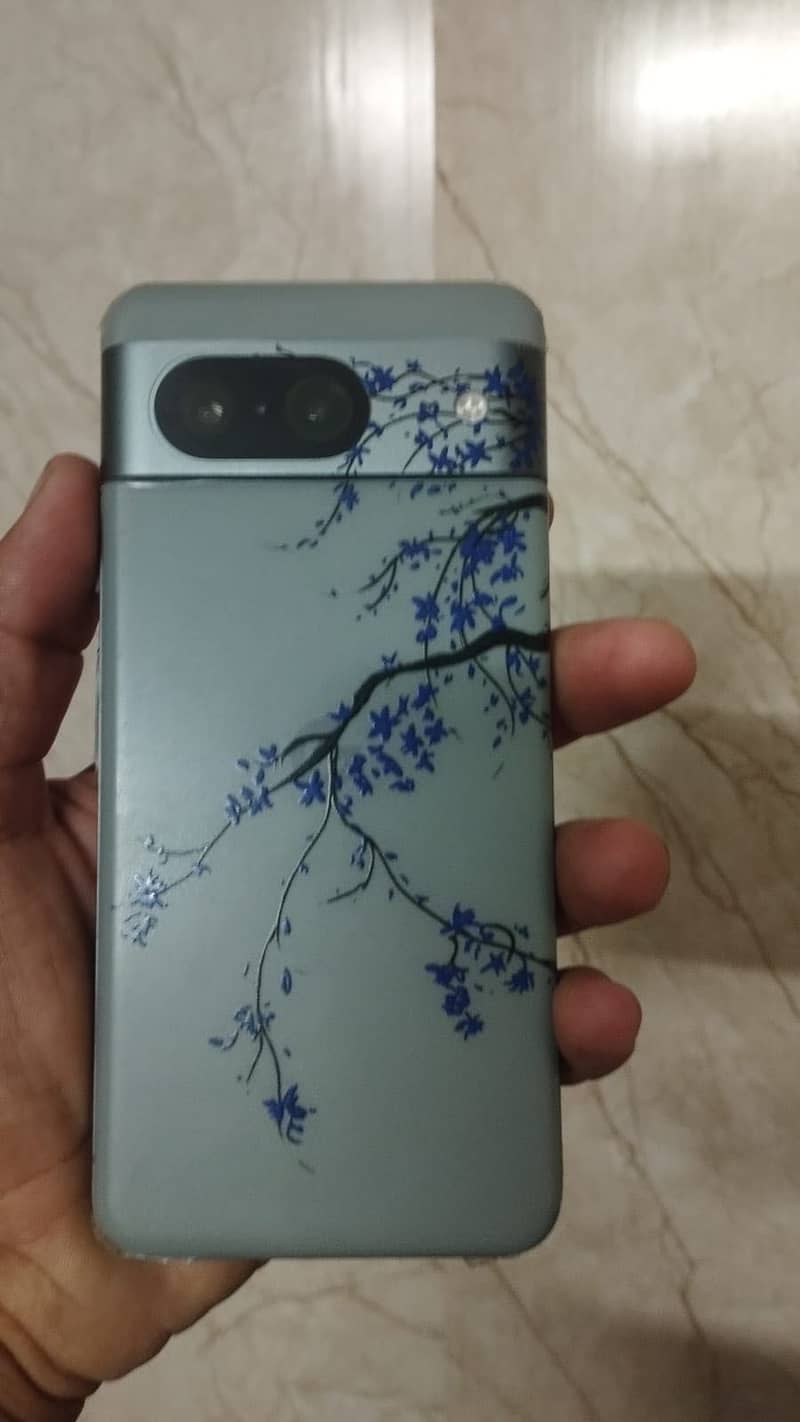 Google pixel 8 1