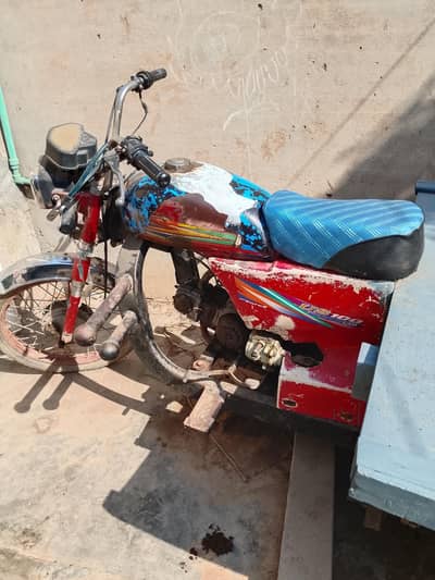 United 100 cc