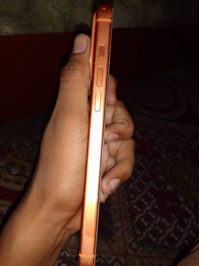 Apple iPhone 17 Pro Max 6