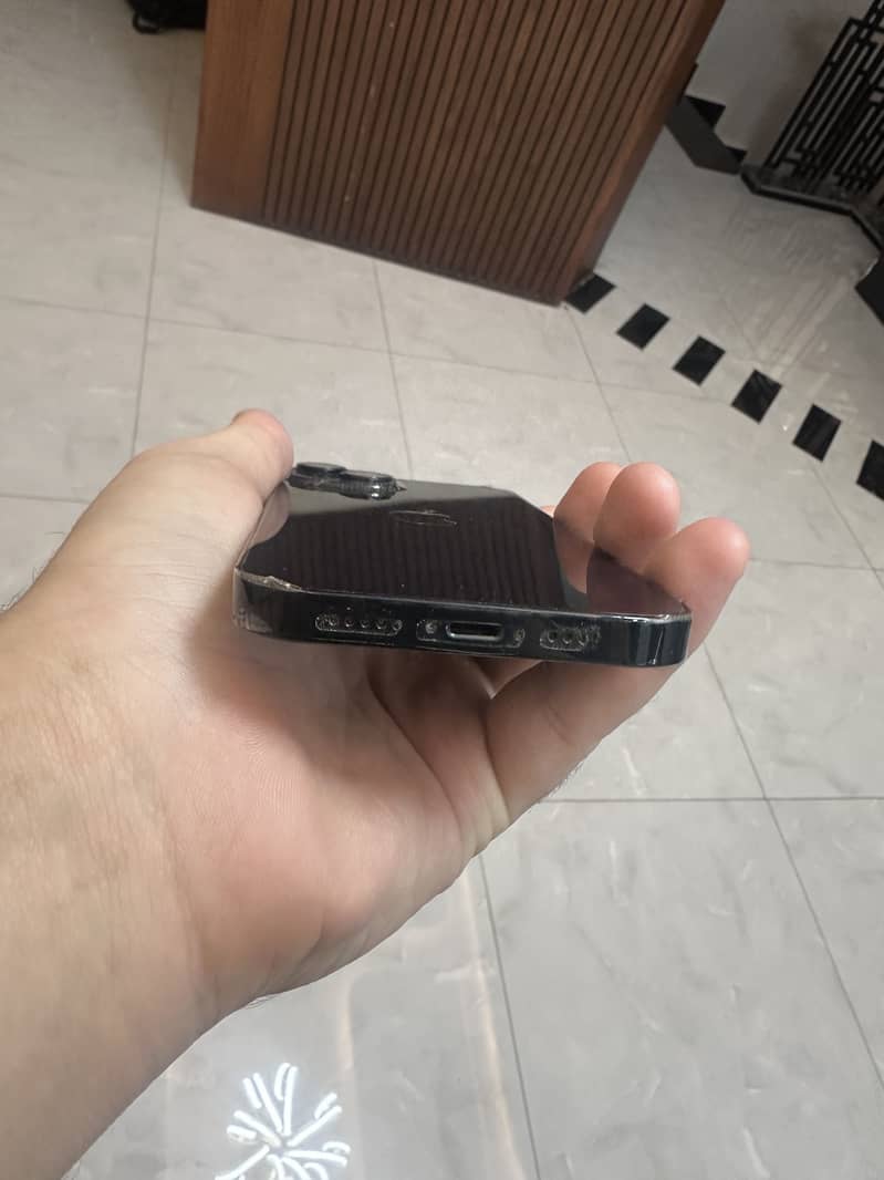 Apple iPhone 14 8