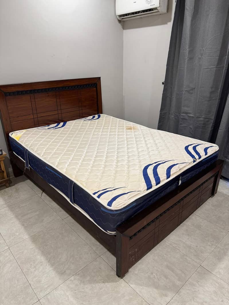 Bed frame 0