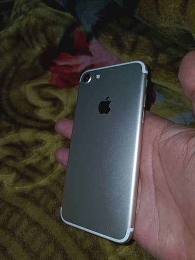 Apple iPhone 7