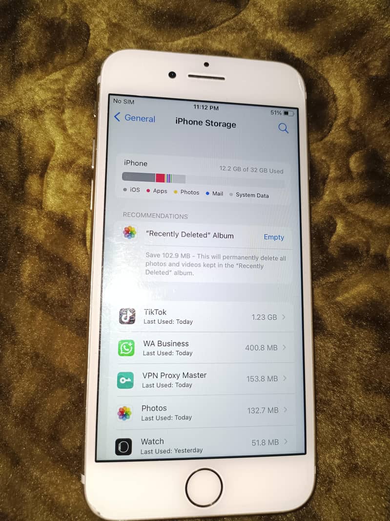 Apple iPhone 7 6