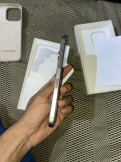 Apple iPhone 15 Pro Max Non PTA FU