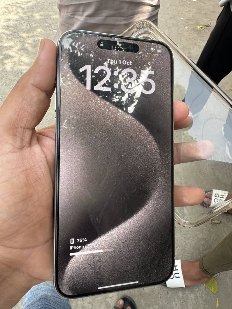 Apple iPhone 15 Pro Max 1