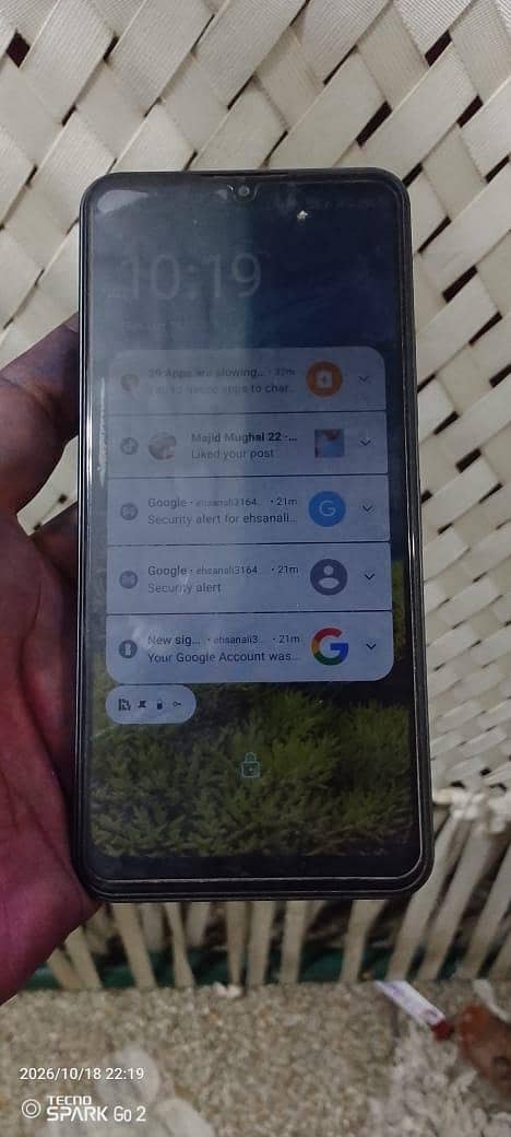 HMD Aura 2 2