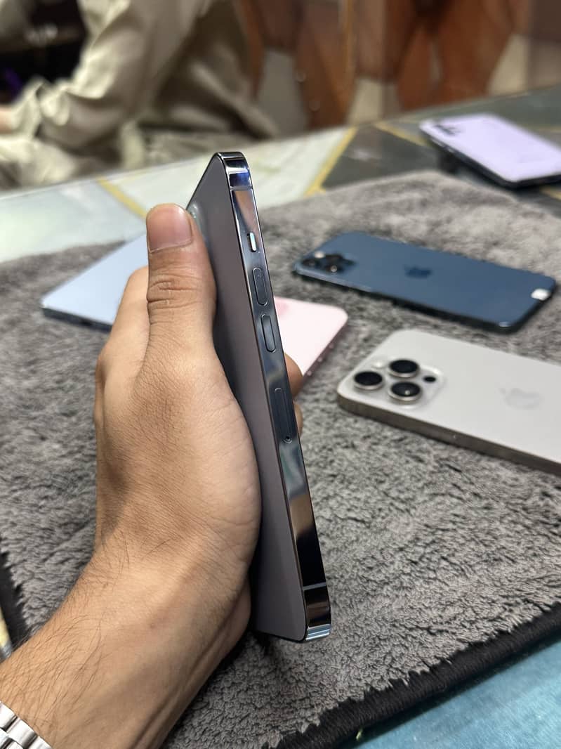 Apple iPhone 13 Pro 5