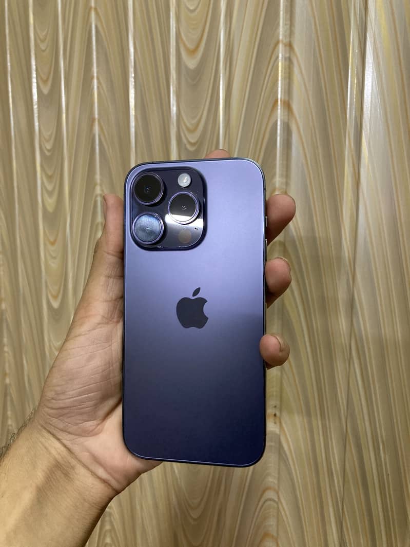 Apple iPhone 14 Pro 0