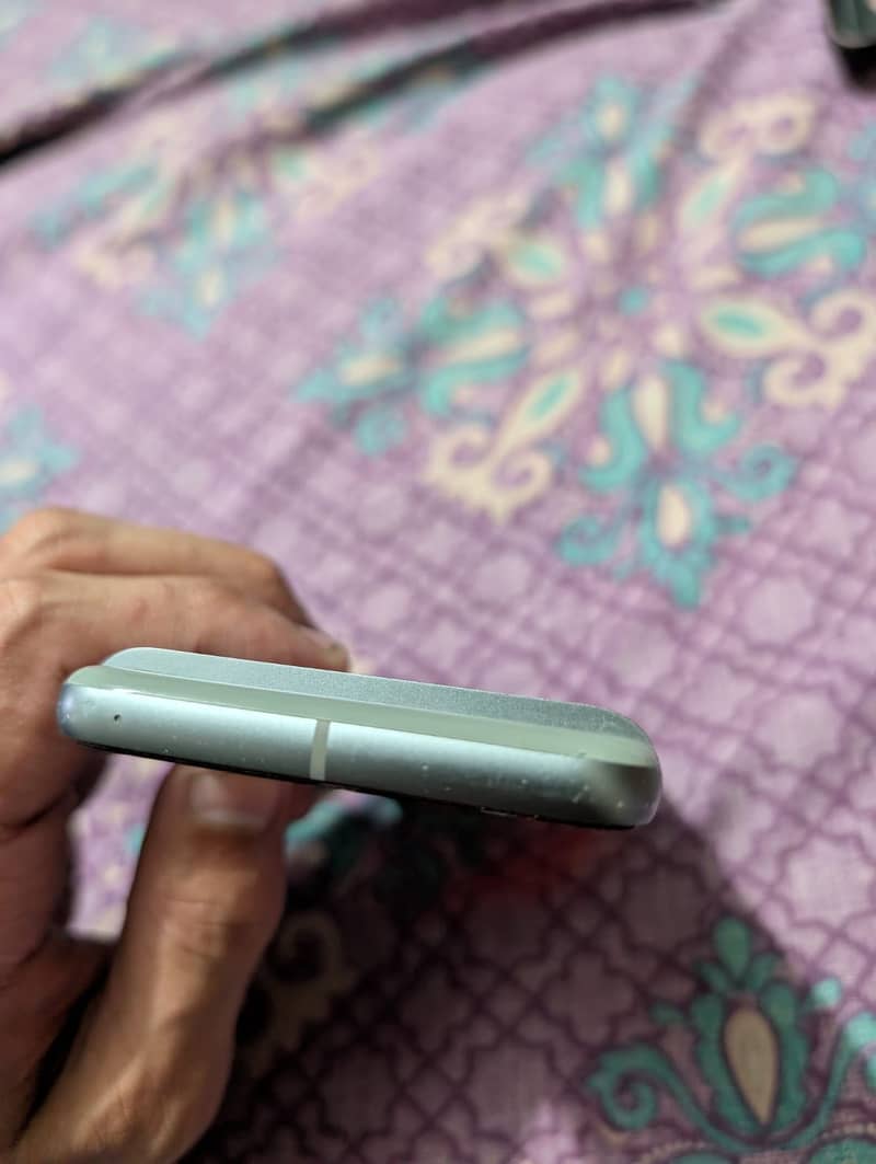 Google Pixel 8 1