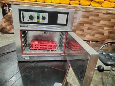 Memmert-medical laboratory blood drying and heating oven.