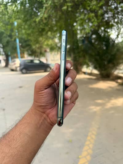 Apple iPhone 11 Pro Max 64gb 10/10