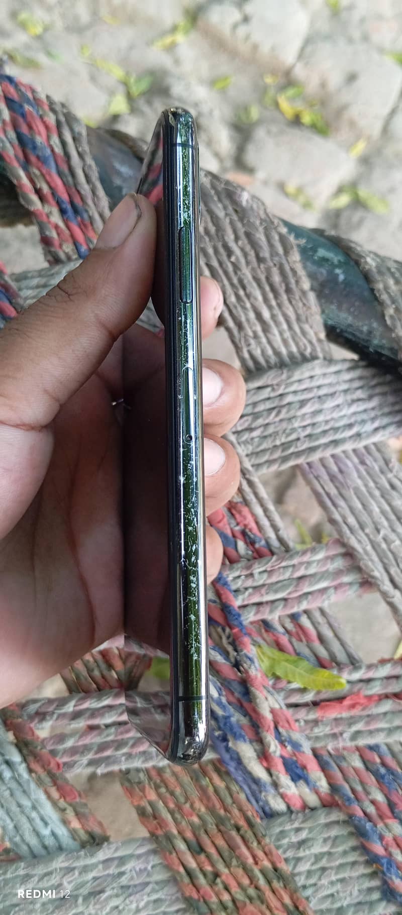 Apple iPhone XS Max 3