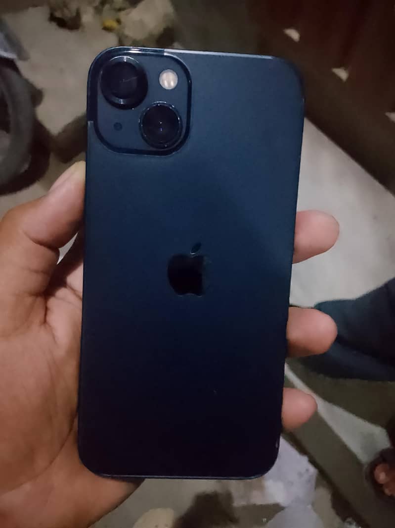 Apple iPhone 13 0