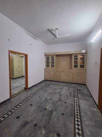 6marla sparta ground floor house for rent with boring