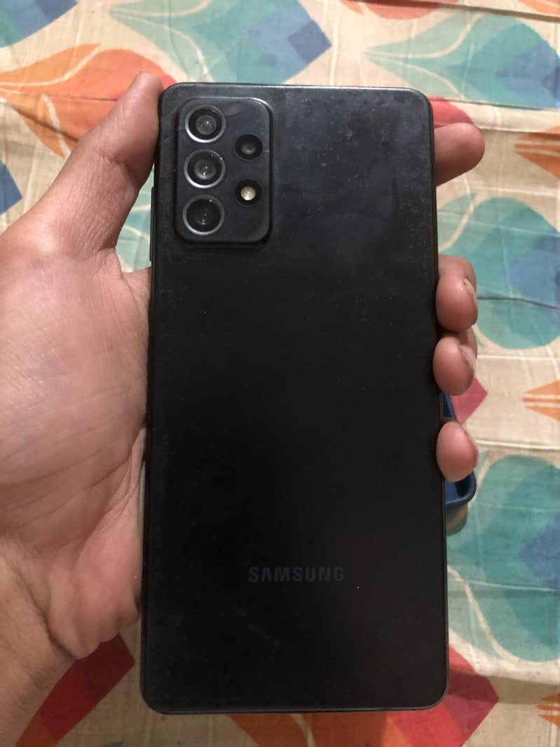 Samsung Mobile A72 1