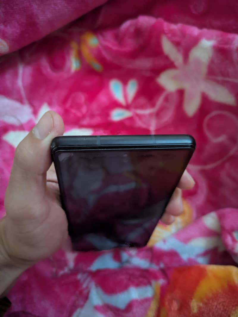 Google Pixel 6a 4