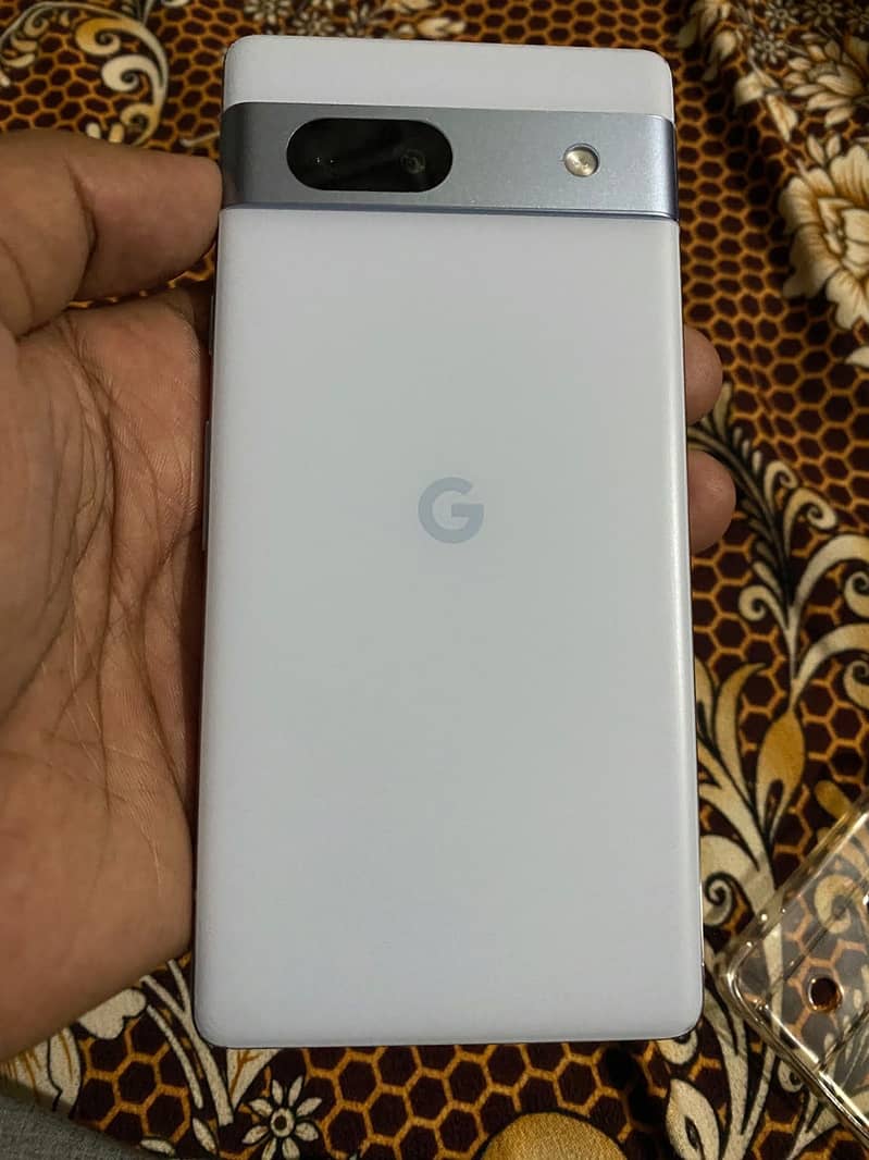 Google Pixel 7a (8/128) 4