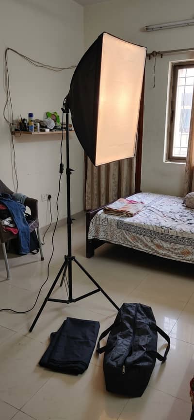 Softbox Studio Light Set (50x70cm) with 10ft Stand