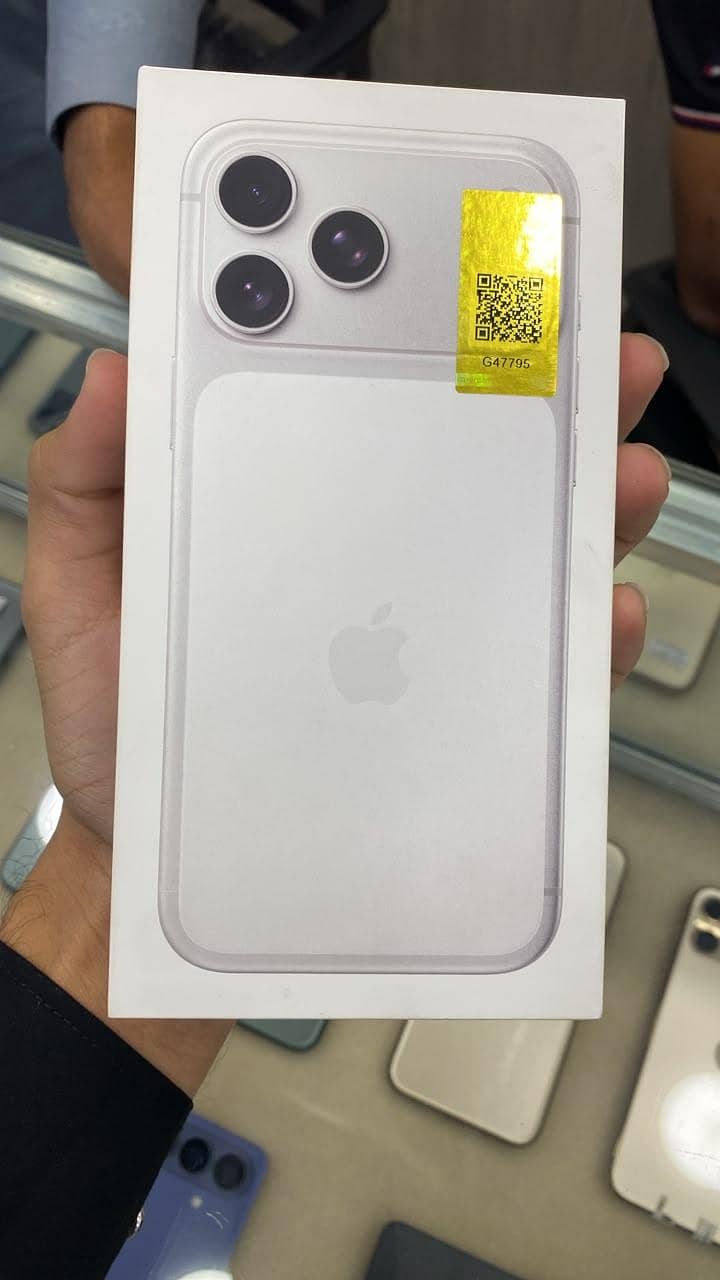 Apple iPhone 18 Pro Max 2