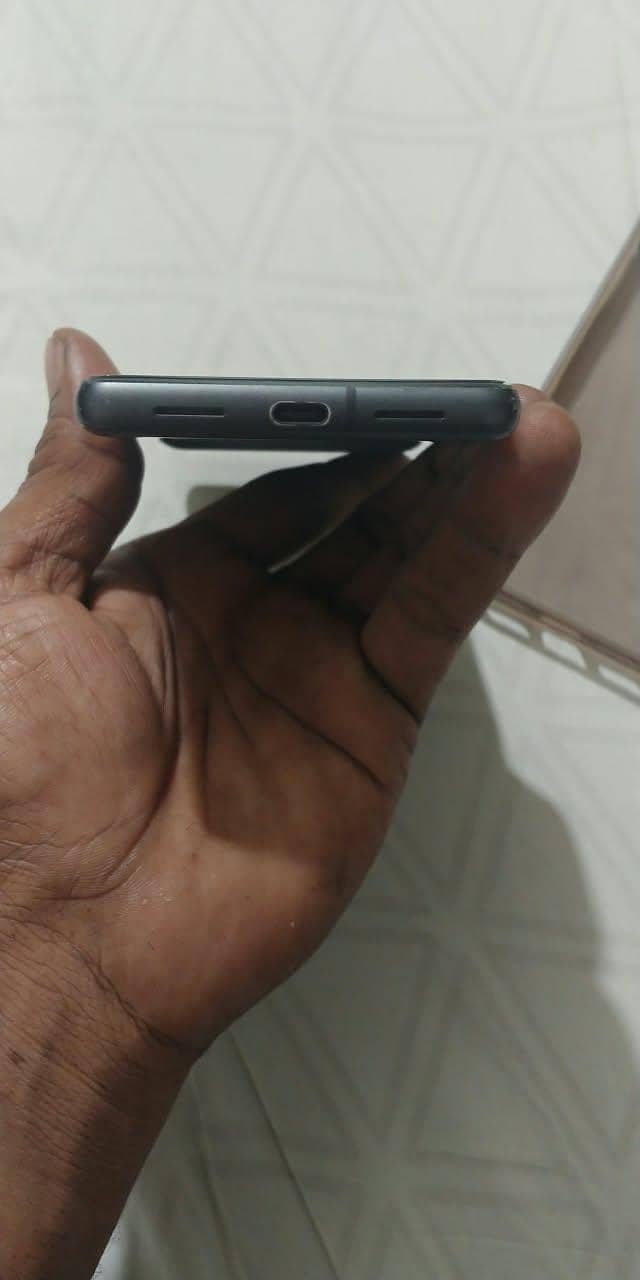 Google Pixel 7 3