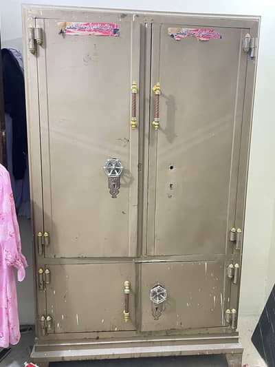 double door iron almira