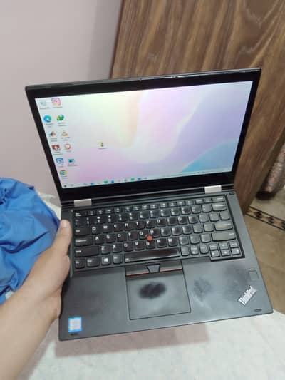 Lenovo Thinkpad YOGA 370|| x360 Touch || i7 7th gen (7500U)
