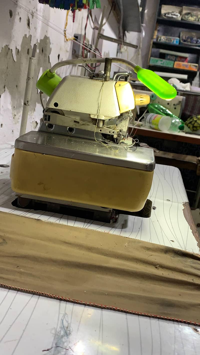 Kaj Overlock machine 2