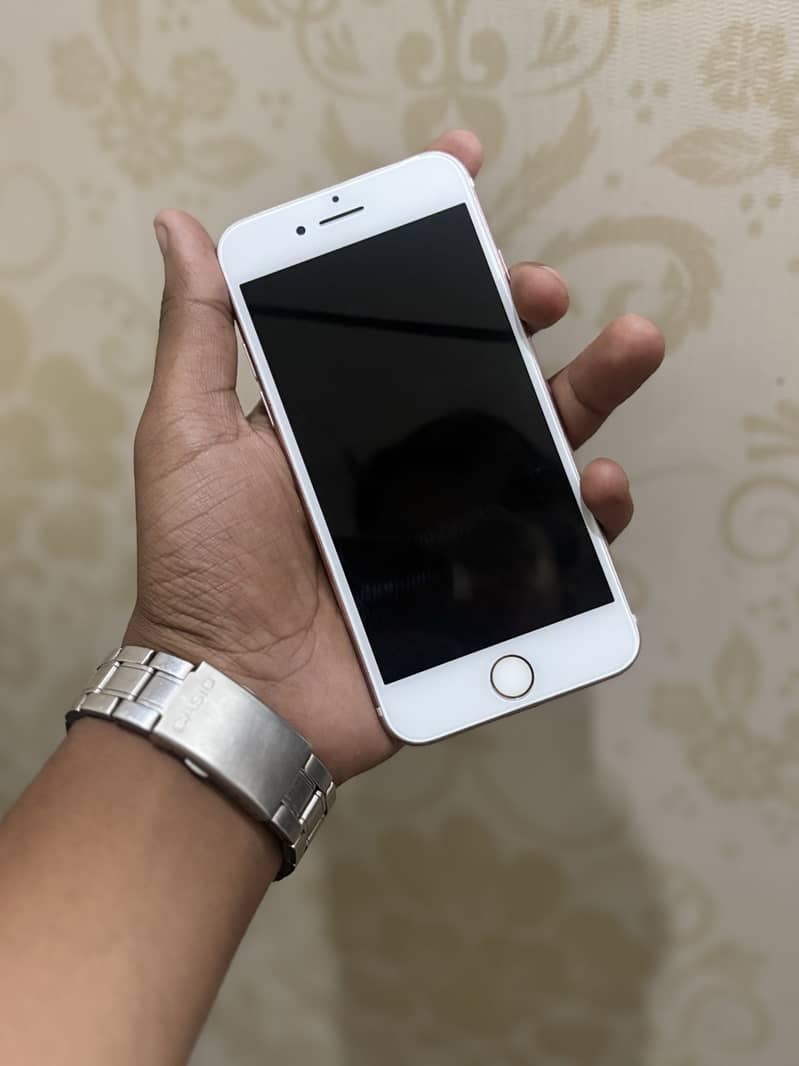Apple iPhone 7 5
