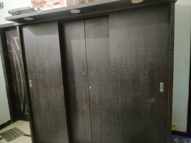 slide cupboard 2