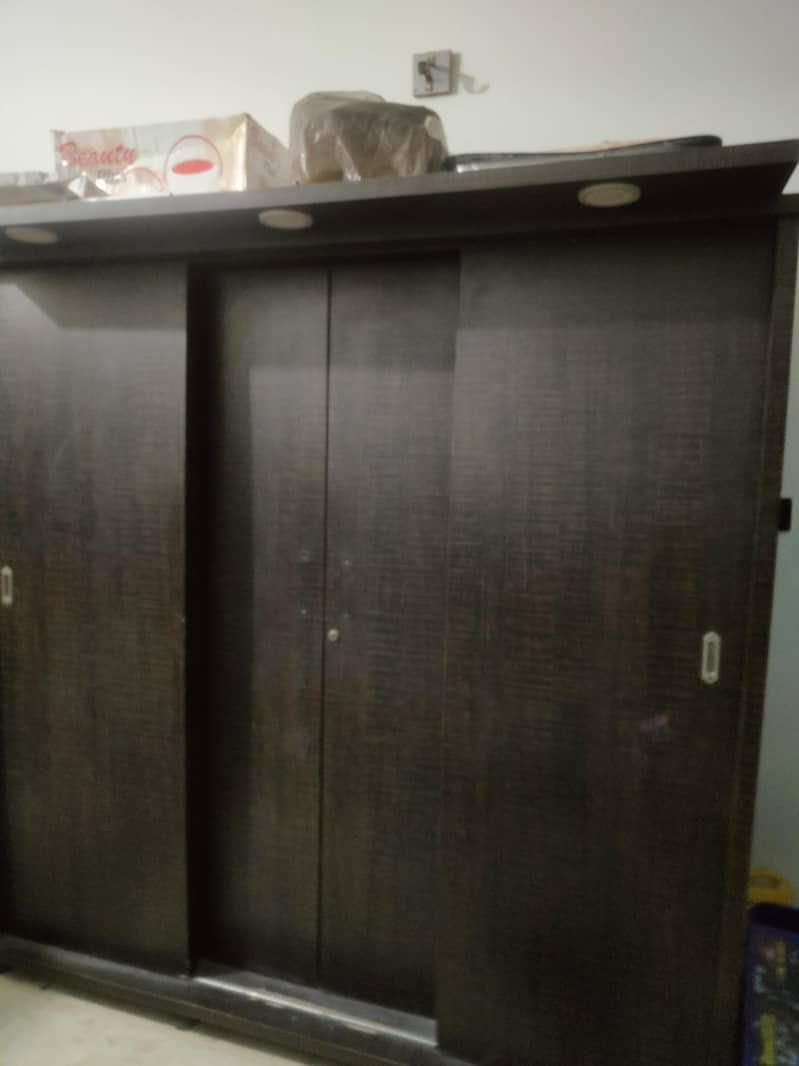 slide cupboard 4