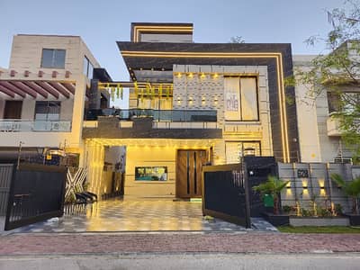 10 MARLA BRAND NEW LUXURY HOUSE FOR SALE