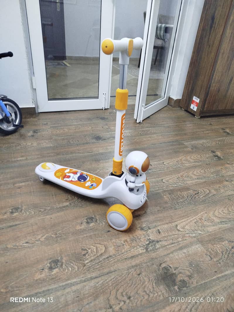 scooty 3