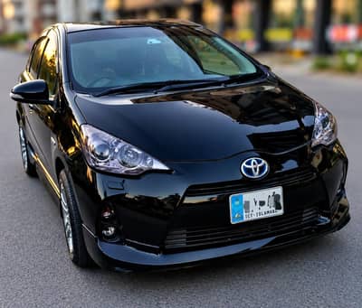 Toyota Aqua G 2013 push start smart entry