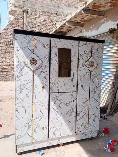 zounr furniture