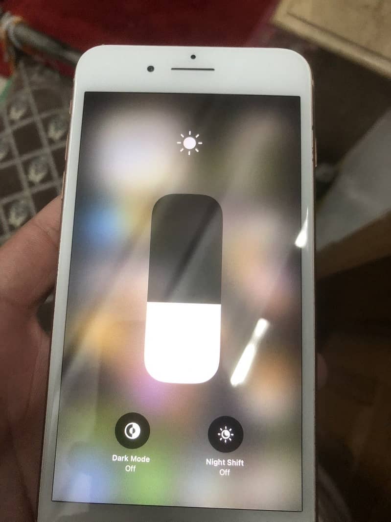 iPhone 8plus 4