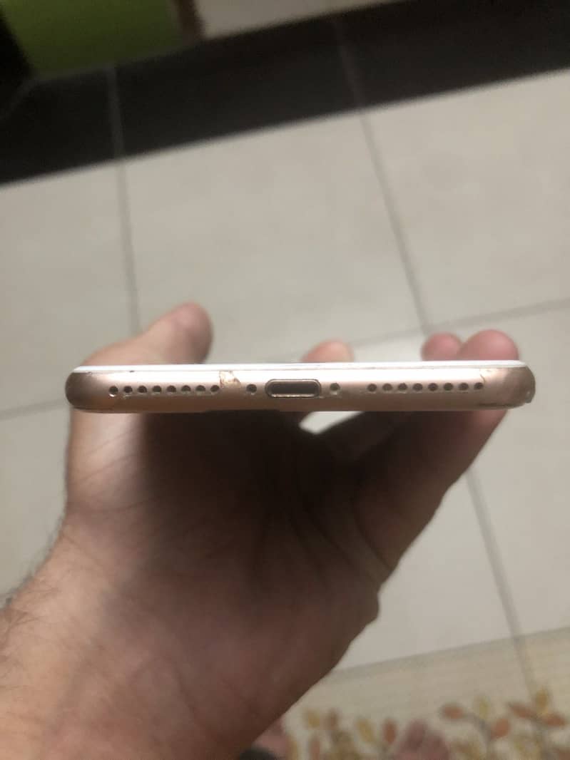 iPhone 8plus 5