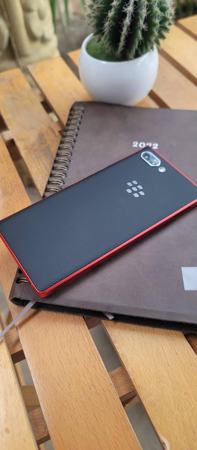 BlackBerry KEY2 9