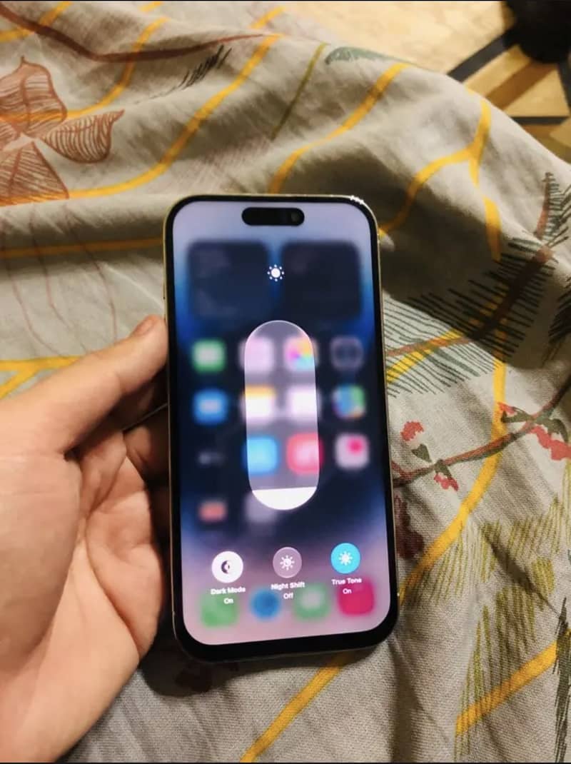 Apple iPhone 14 Pro 0