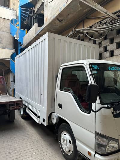 Isuzu truck 2017