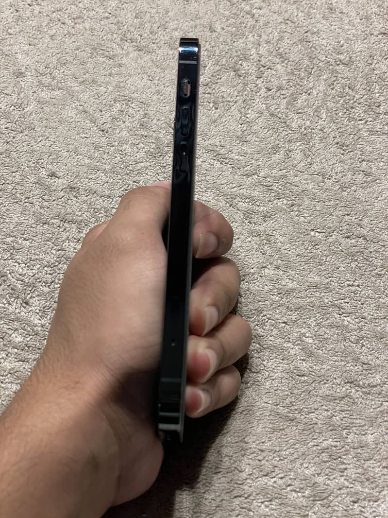 Apple iPhone 12 Pro 7