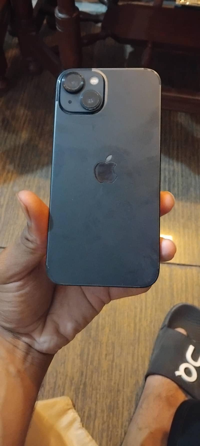 Apple iPhone 13 4