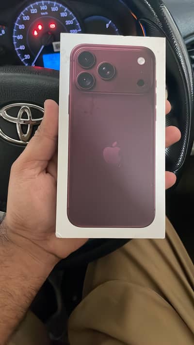 iPhone 18 Pro Max 256GB Burgundy  Dubai variant non active