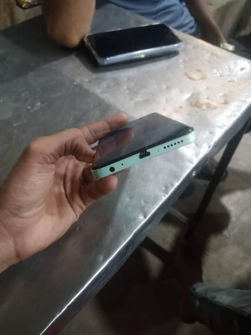 Infinix Smart 7 3