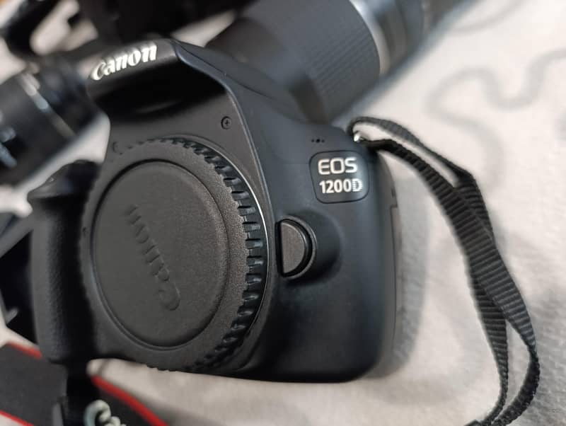 DSLR Camera 1