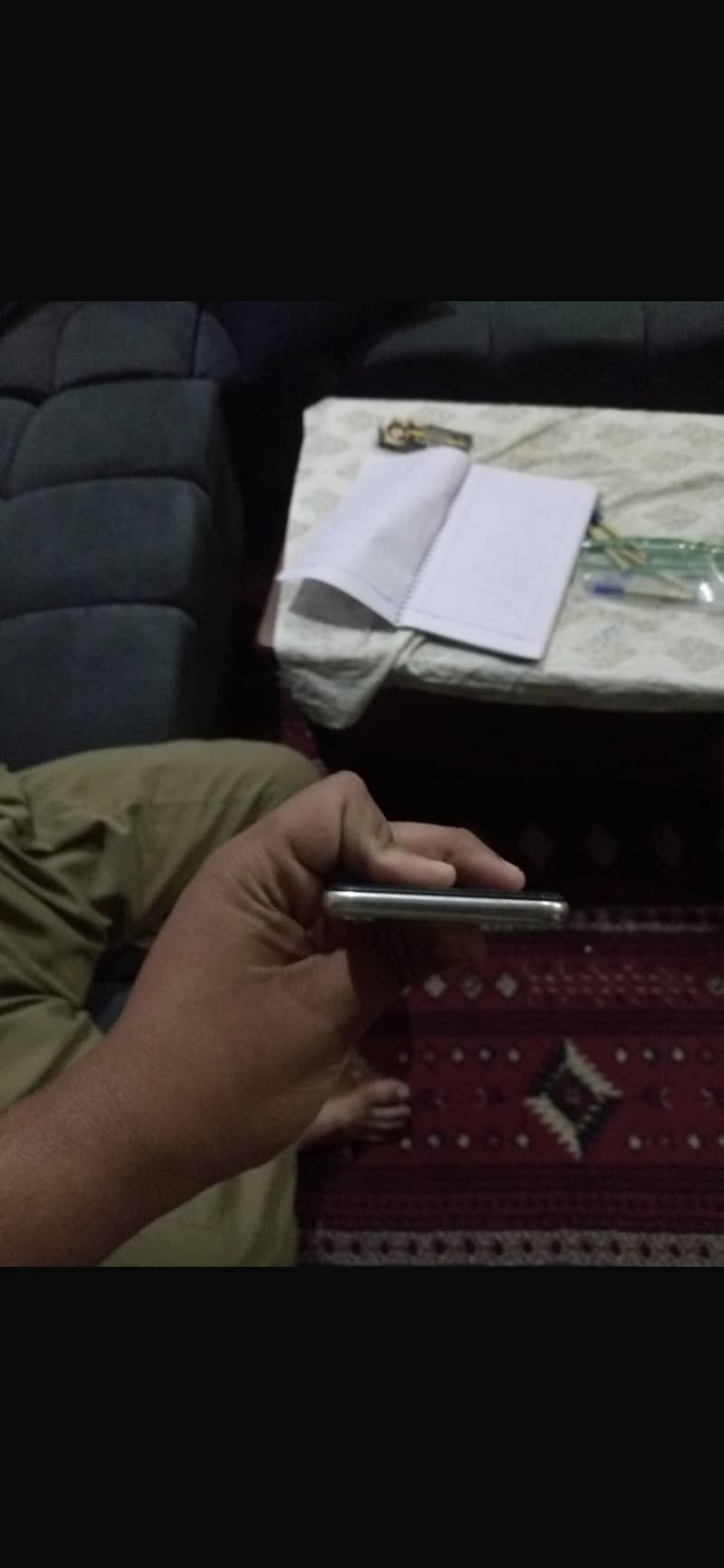 Apple iPhone X 4
