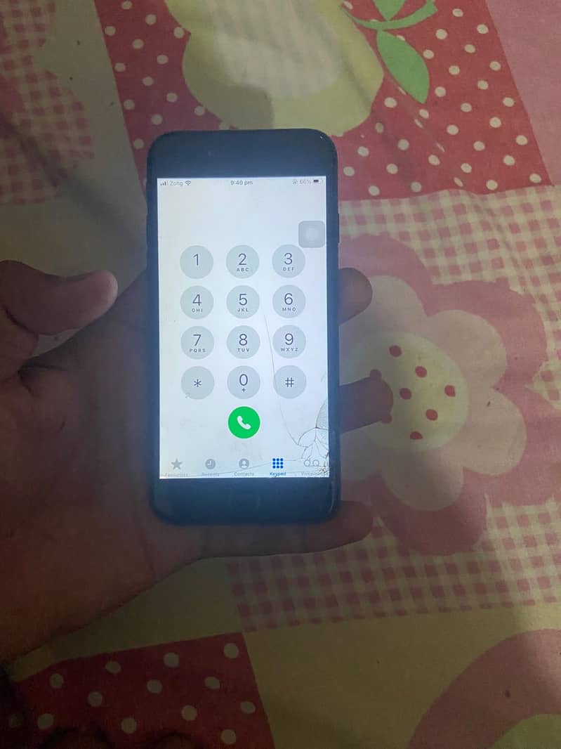 Apple iPhone 7 4