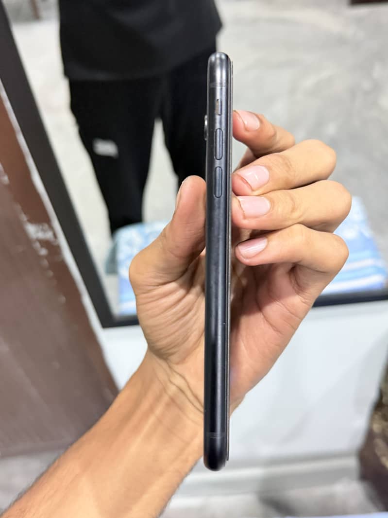 Apple iPhone XR 3