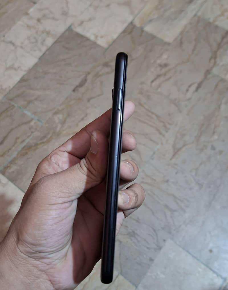 Google Pixel 3 XL 4