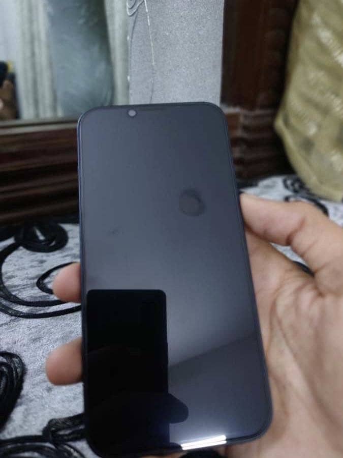 iPhone 14 6