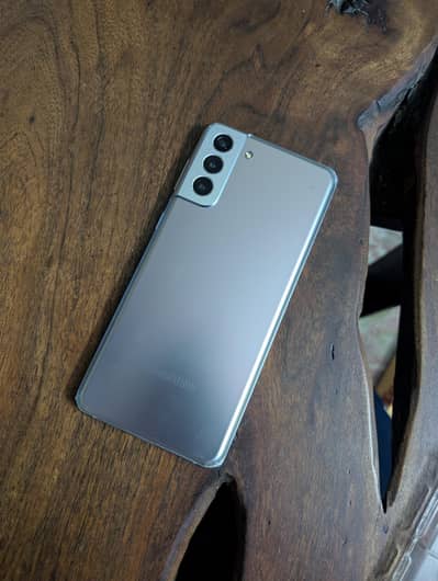 Samsung Galaxy S21 Plus